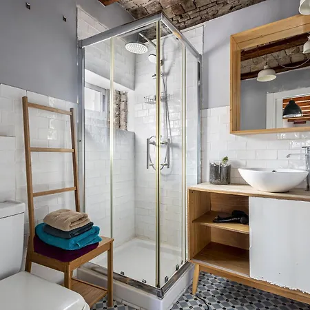 Estudio 4 En El Centro * Valensiya